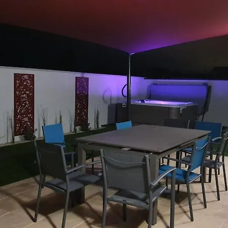 Maison 4 Avec 度假居